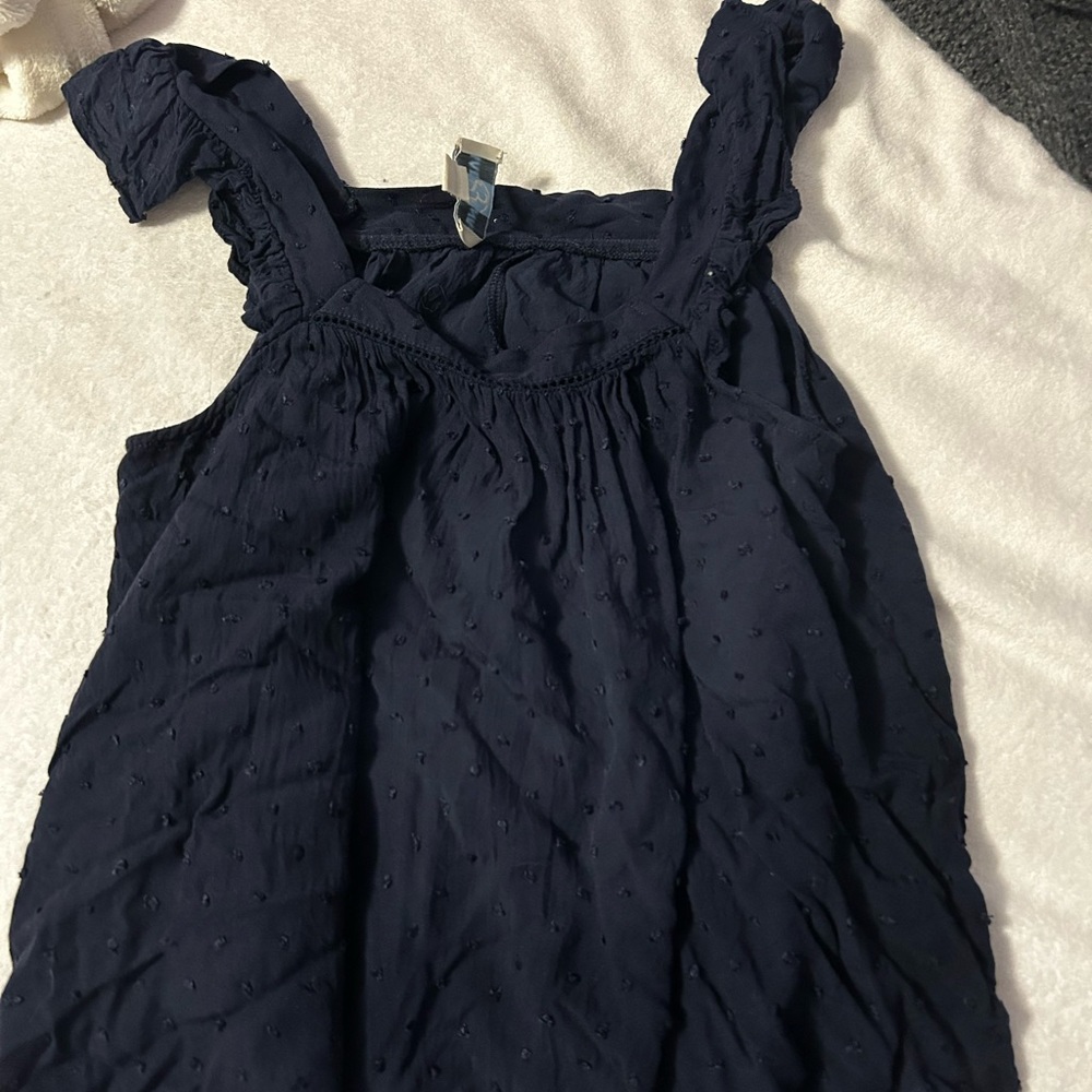 Tank top, size small, fits like small, frilly and cute summer